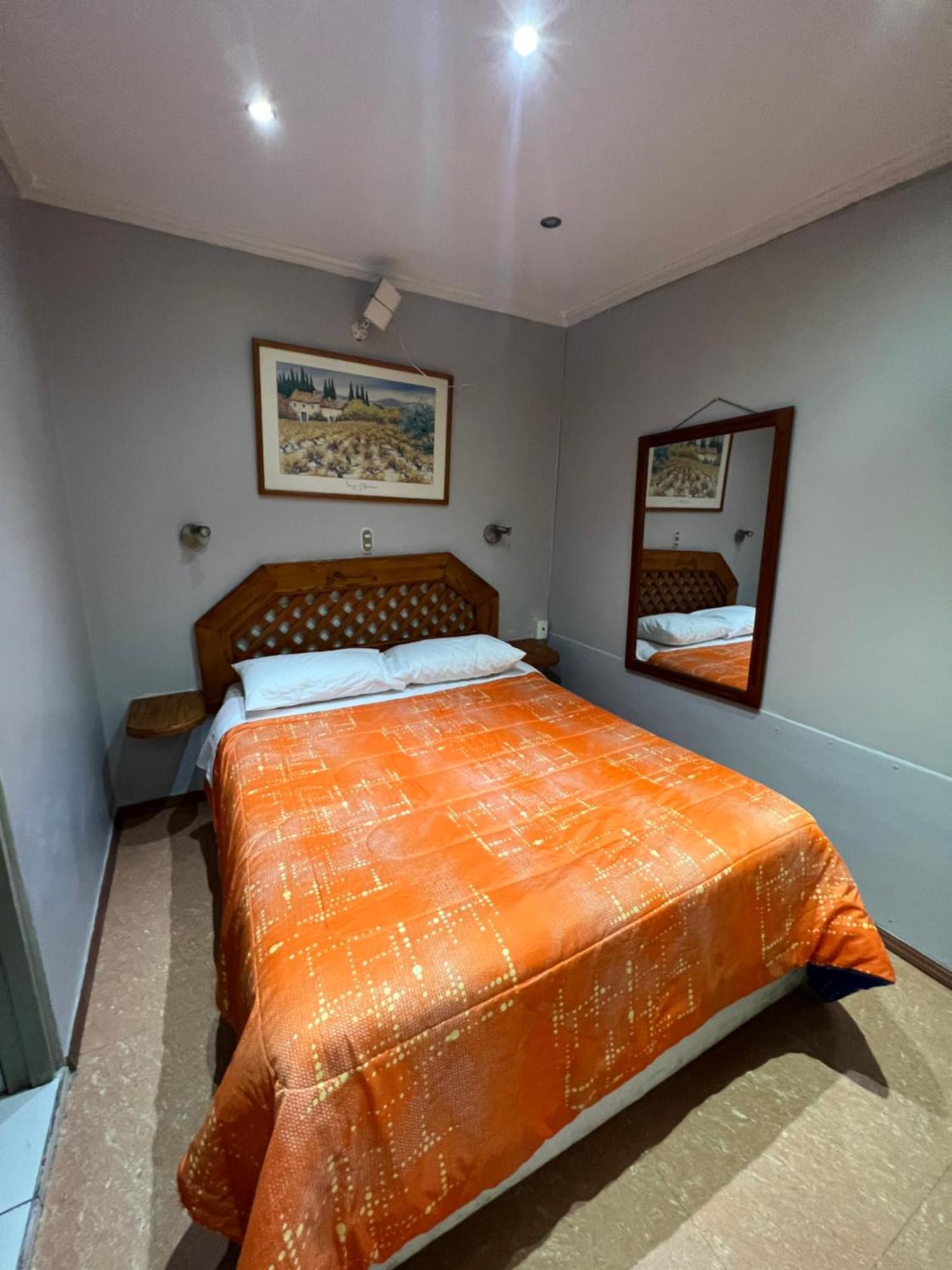 Hotel Casa Del Profesor Iquique Exteriör bild